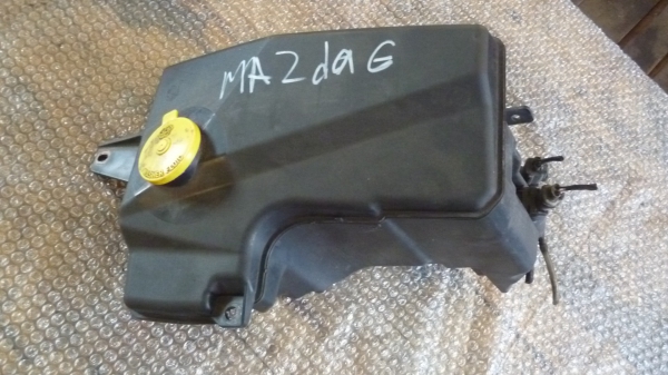 Бачок омывателя (под два мотора хэтчбек) Mazda 6 GG